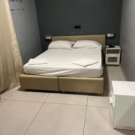 Hotel Porta A Porta נאפולי מראה חיצוני תמונה